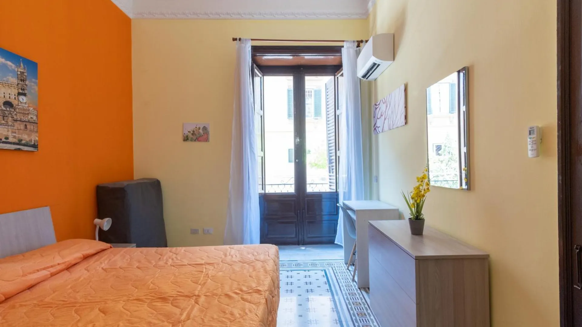 Отель Corner Rome 433 Палермо