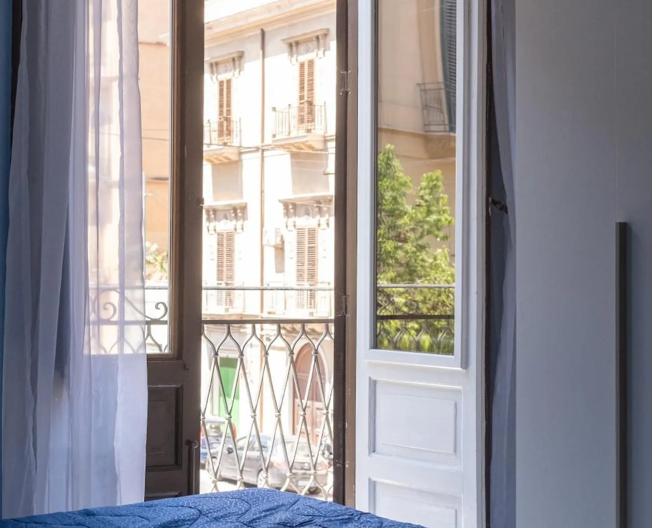 Гостевой дом Отель Corner Rome 433 Палермо Италия